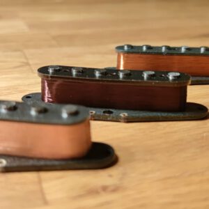 Stratocaster Pickup-Set Muschelkalk im Stil der Black Strat: drei handgewickelte Single Coils ohne Kappen
